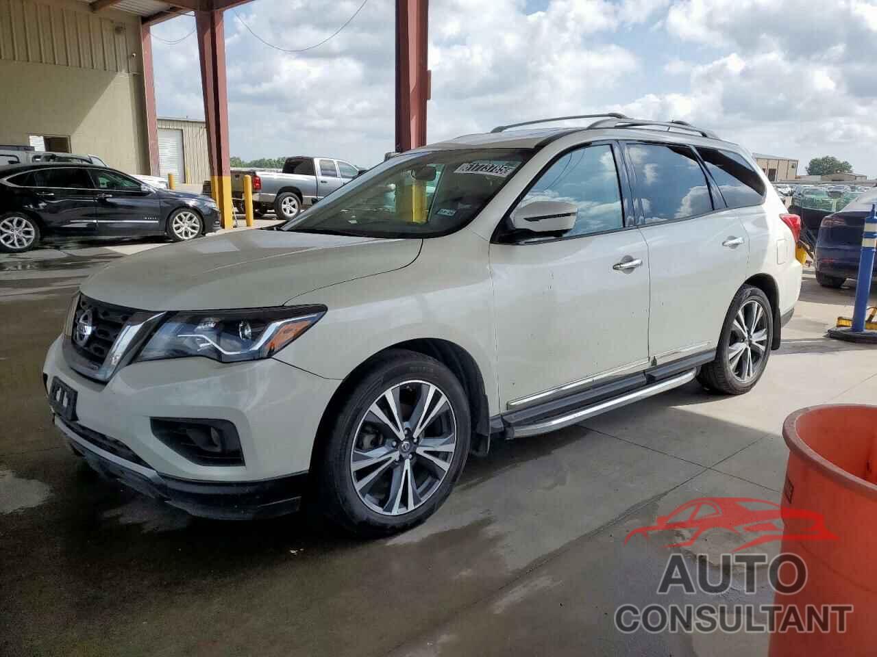 NISSAN PATHFINDER 2018 - 5N1DR2MM2JC619372