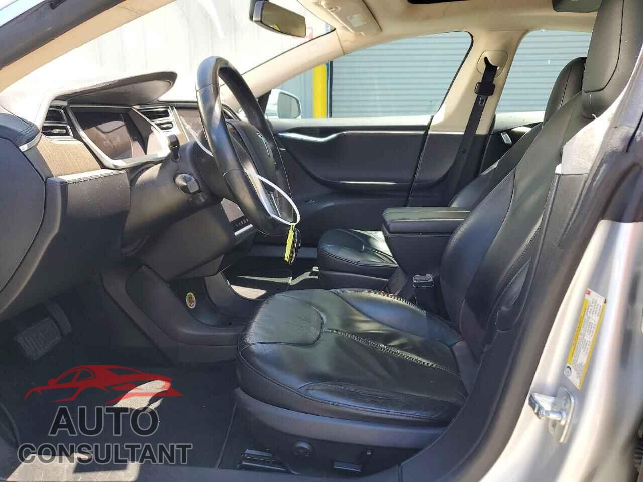 TESLA MODEL S 2013 - 5YJSA1CN3DFP13548
