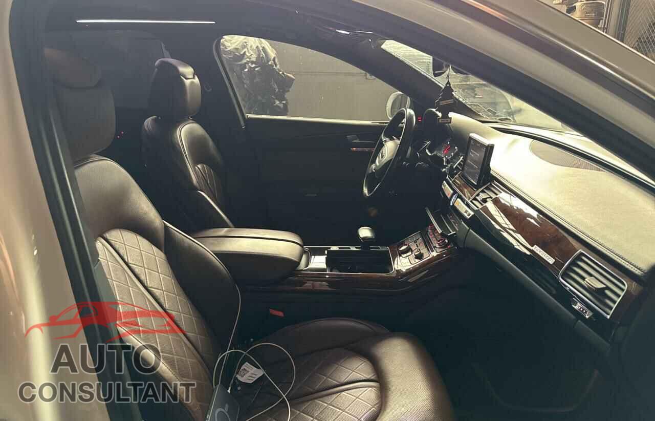 AUDI A8 2014 - WAURMAFD2EN003811