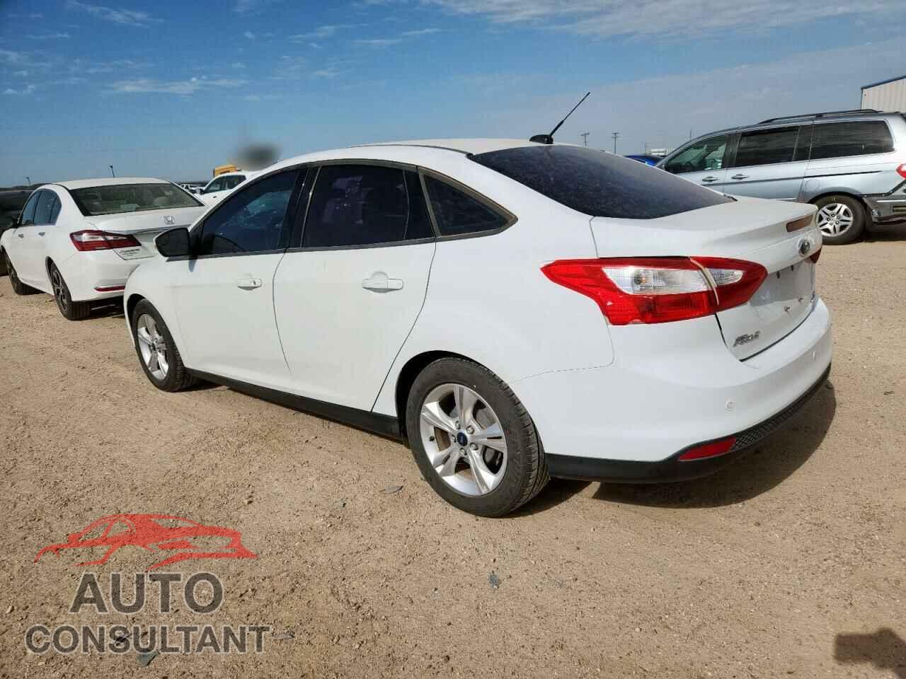 FORD FOCUS 2014 - 1FADP3F24EL208367