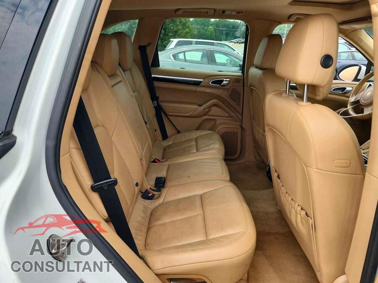 PORSCHE CAYENNE 2012 - WP1AA2A2XCLA07715