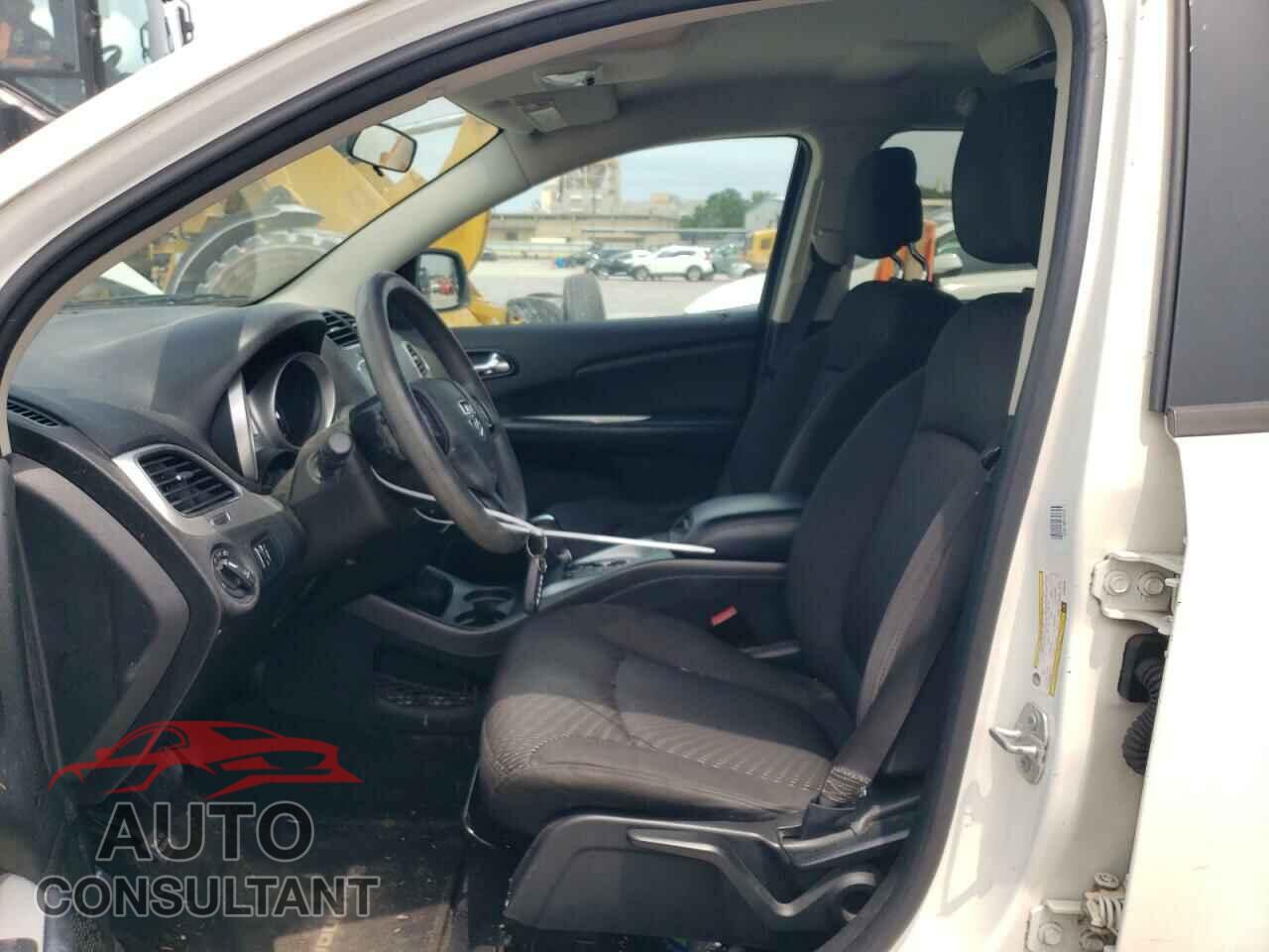 DODGE JOURNEY 2015 - 3C4PDCBG7FT696639