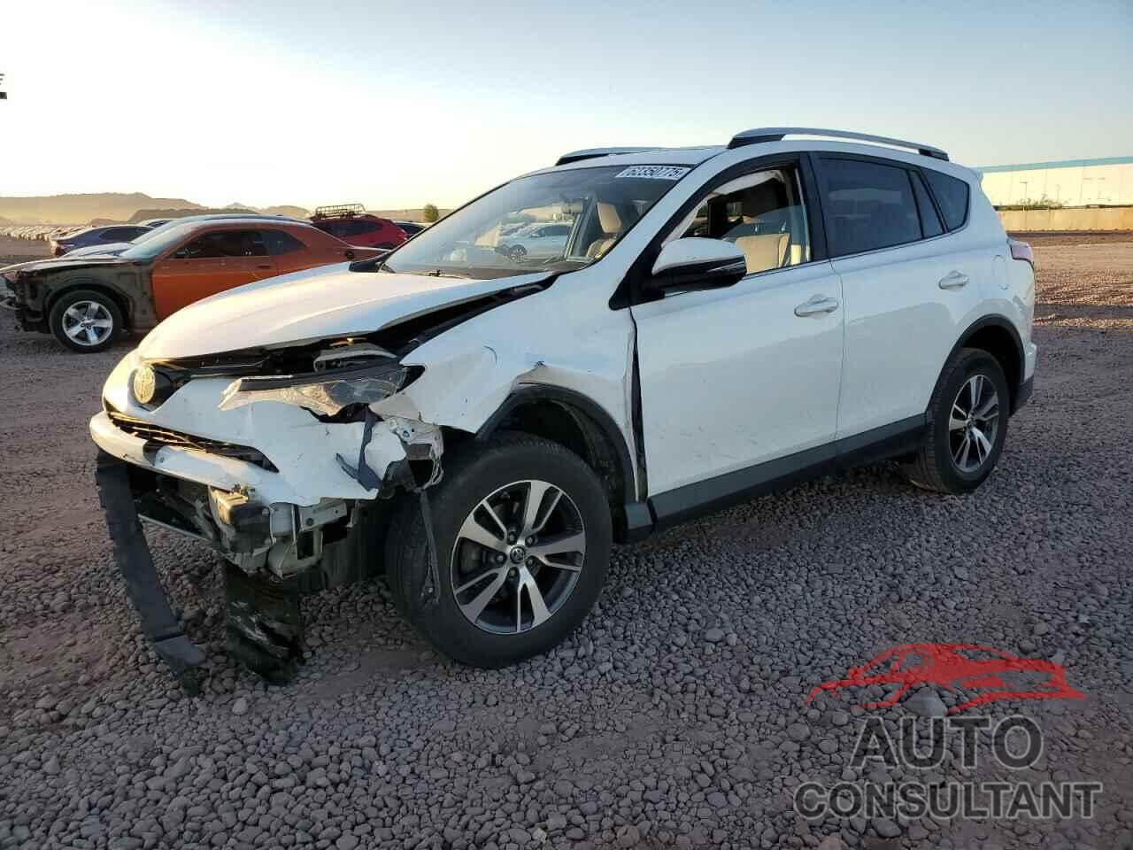 TOYOTA RAV4 2016 - JTMRFREV0GJ063019