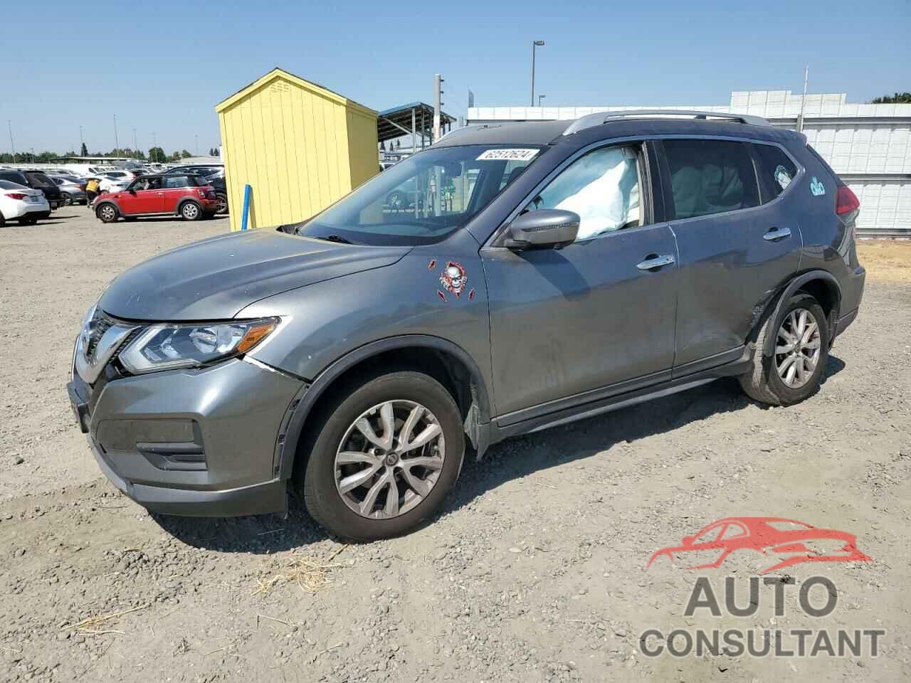 NISSAN ROGUE 2017 - KNMAT2MV2HP558853