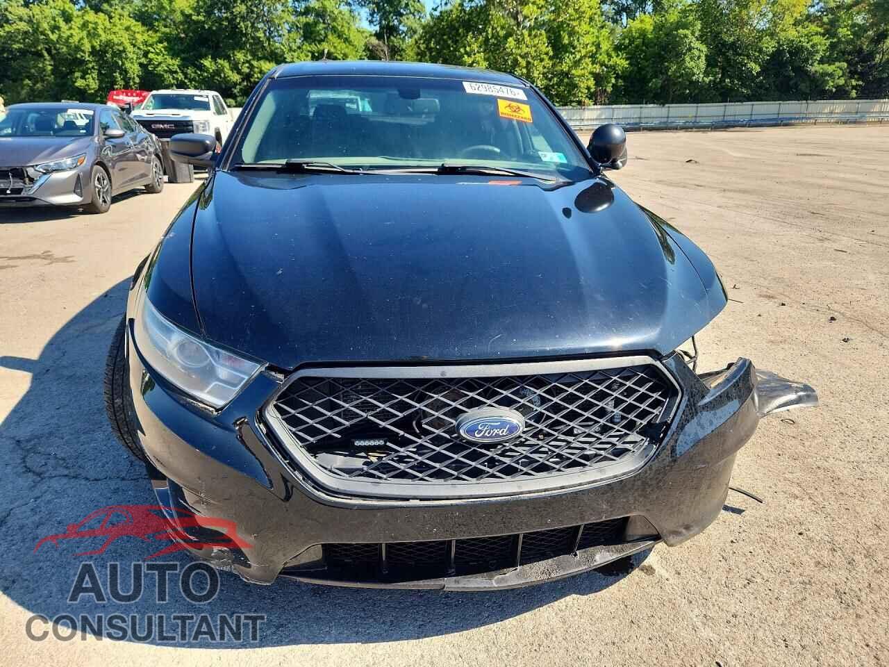 FORD TAURUS 2015 - 1FAHP2MT5FG186946