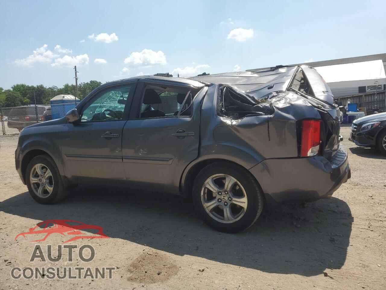 HONDA PILOT 2015 - 5FNYF4H53FB003882