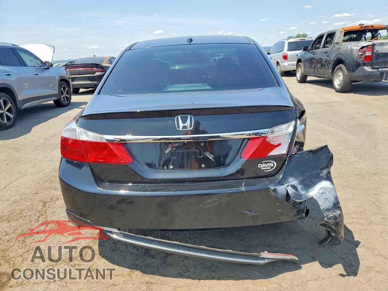 HONDA ACCORD 2015 - 1HGCR2F83FA187492