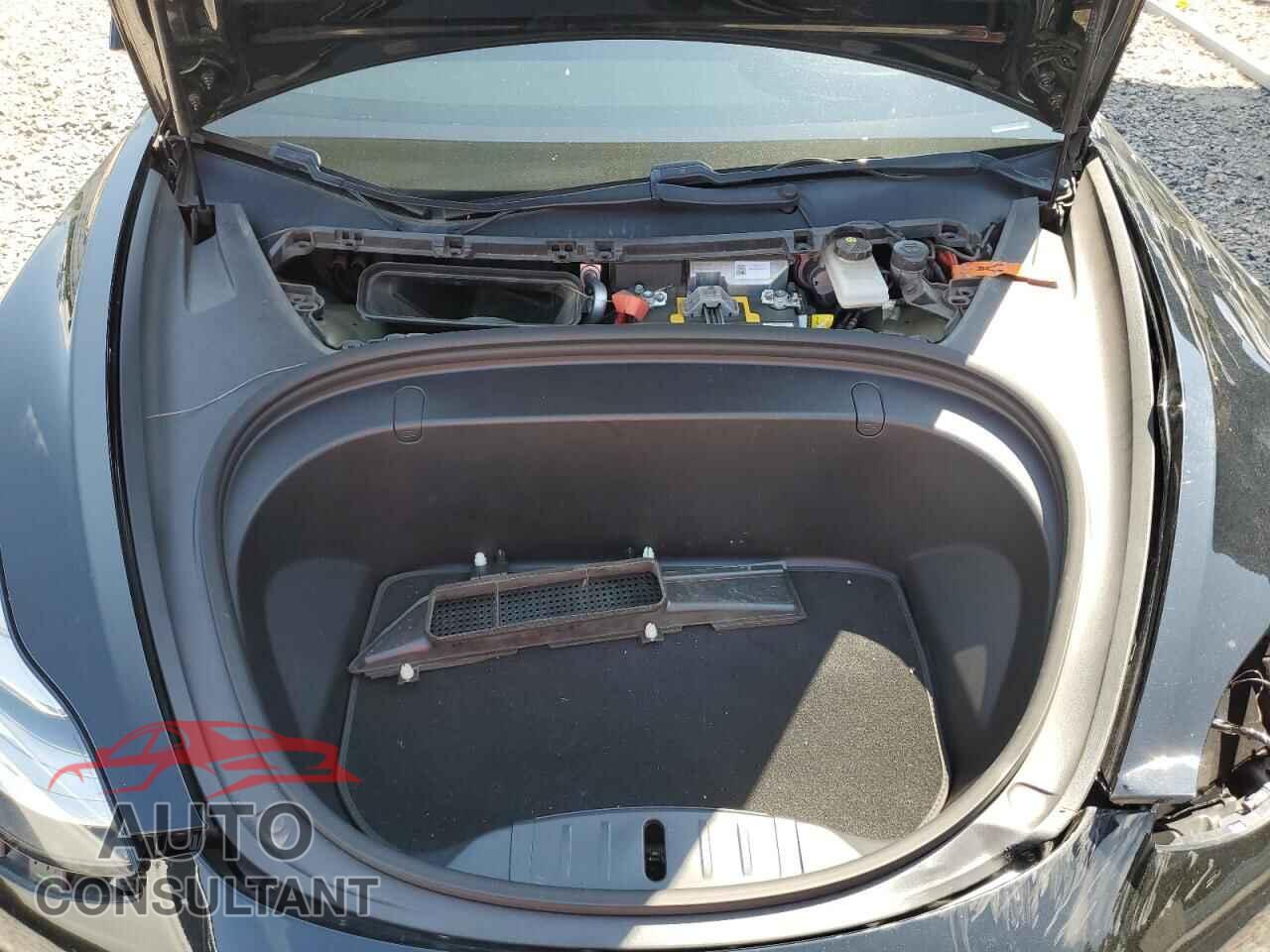 TESLA MODEL 3 2019 - 5YJ3E1EB8KF422018
