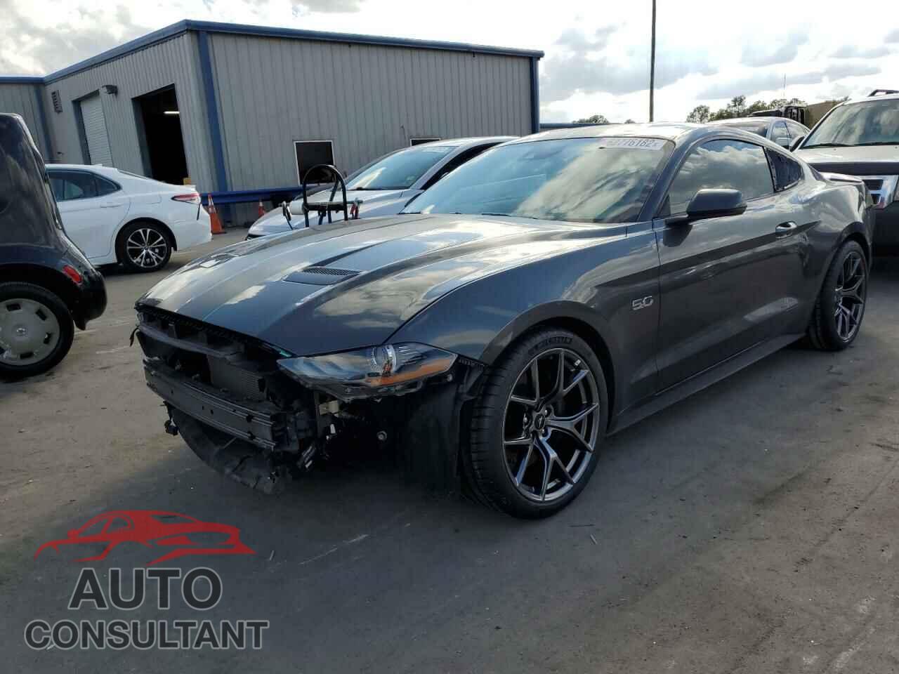 FORD MUSTANG 2020 - 1FA6P8CF5L5145536