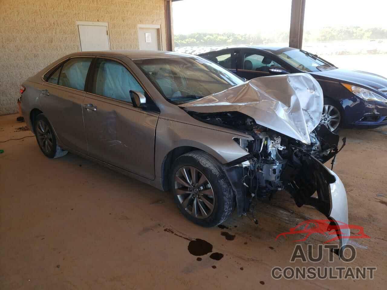 TOYOTA CAMRY 2016 - 4T4BF1FK2GR574660