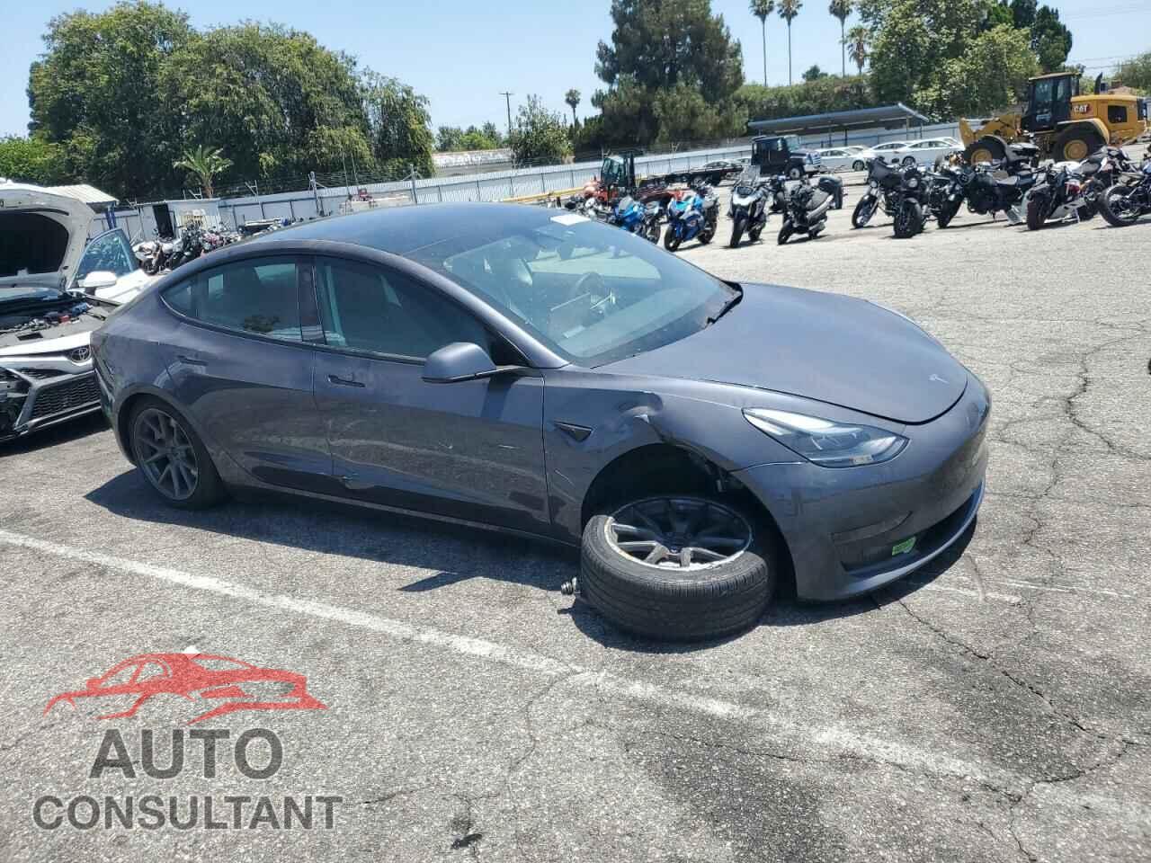 TESLA MODEL 3 2023 - 5YJ3E1EAXPF586739