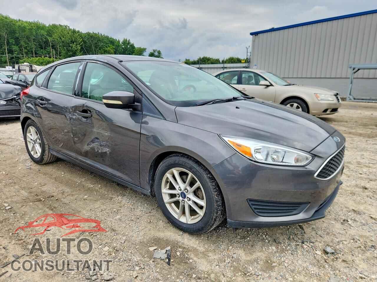 FORD FOCUS 2015 - 1FADP3K26FL200164