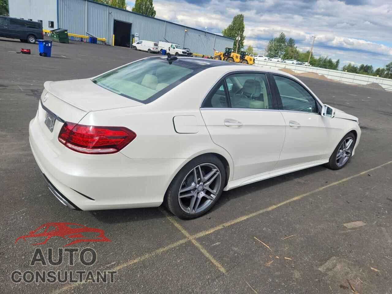 MERCEDES-BENZ E-CLASS 2015 - WDDHF5KBXFB096560