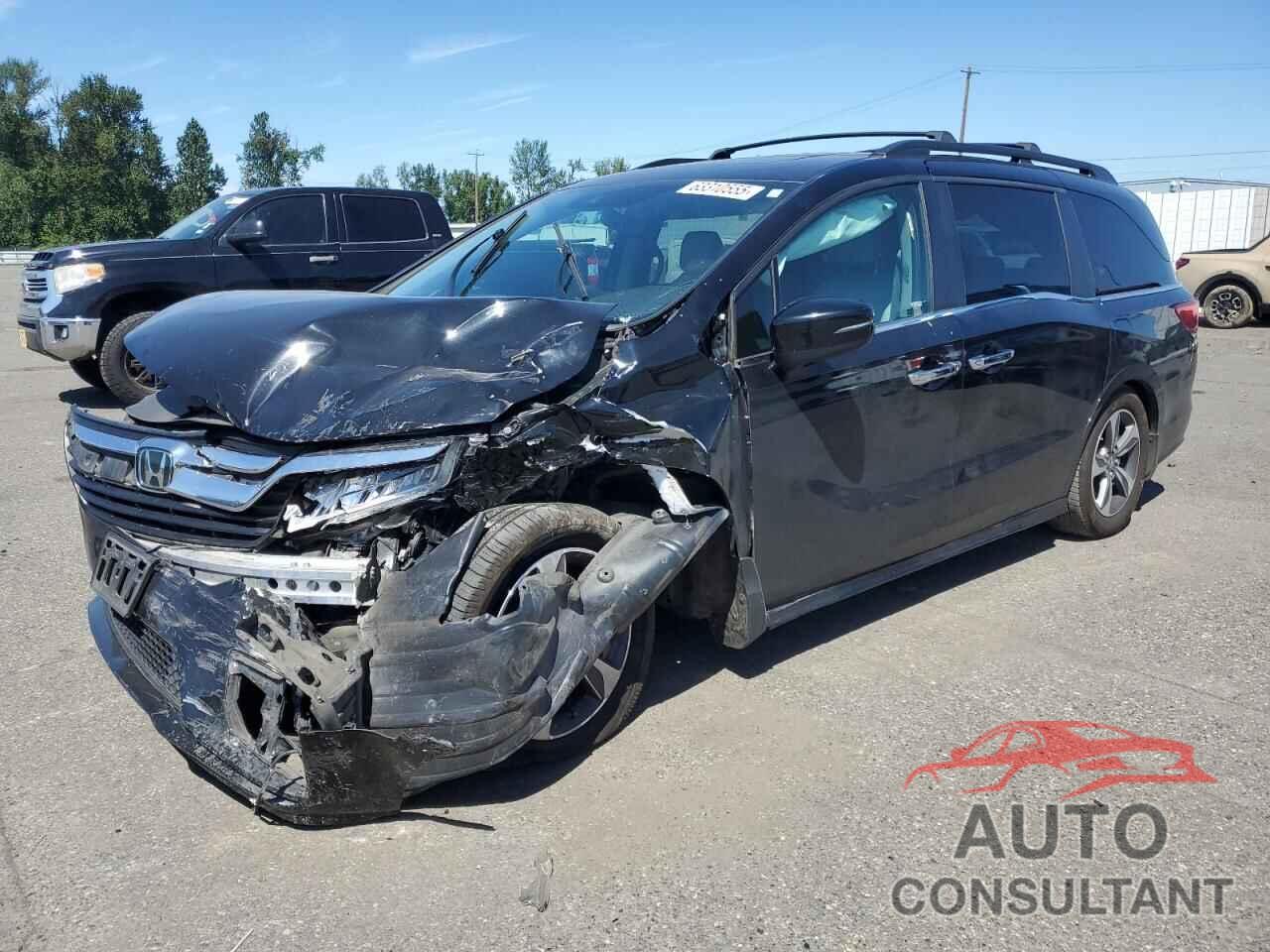 HONDA ODYSSEY 2018 - 5FNRL6H80JB052808