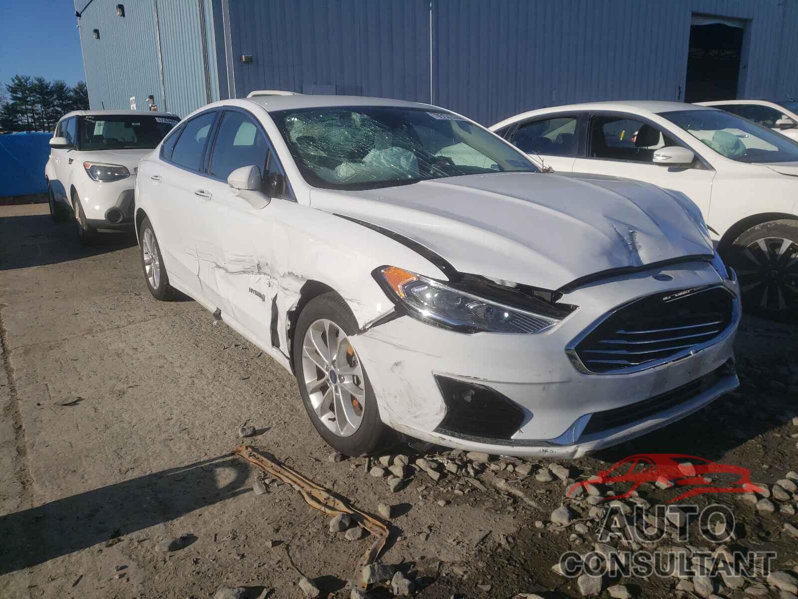 FORD FUSION 2019 - 3FA6P0MU8KR202838