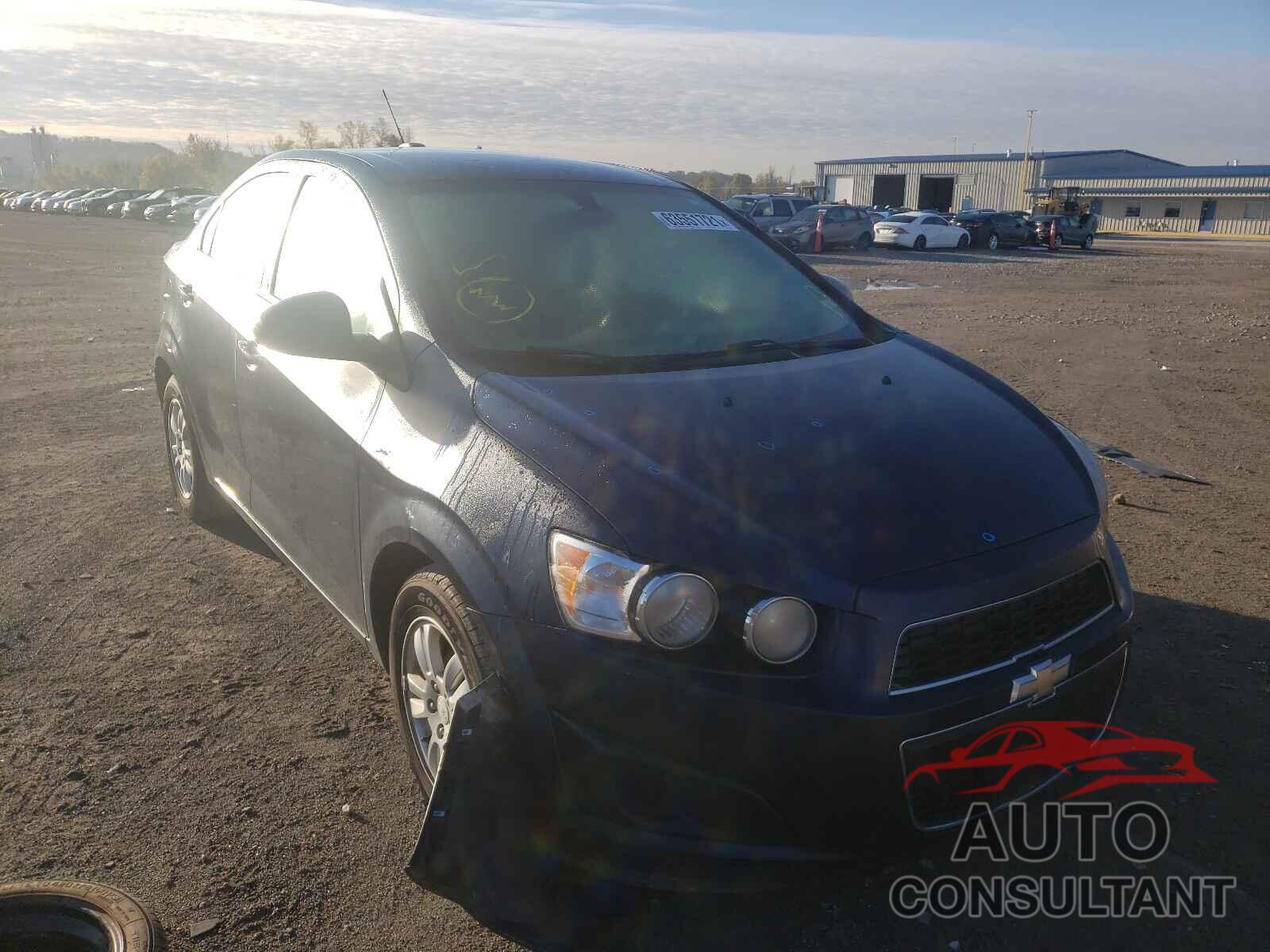 CHEVROLET SONIC 2016 - 1G1JC5SH9G4115252