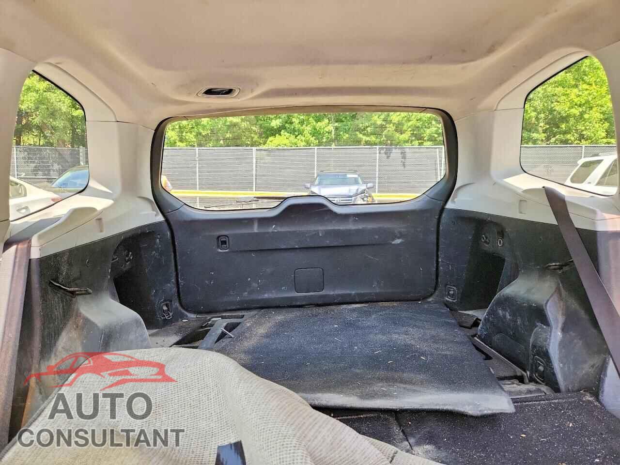 SUBARU FORESTER 2015 - JF2SJAFC0FH423430