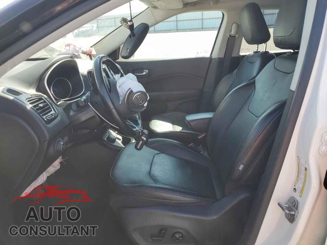 JEEP COMPASS 2020 - 3C4NJDCBXLT120225