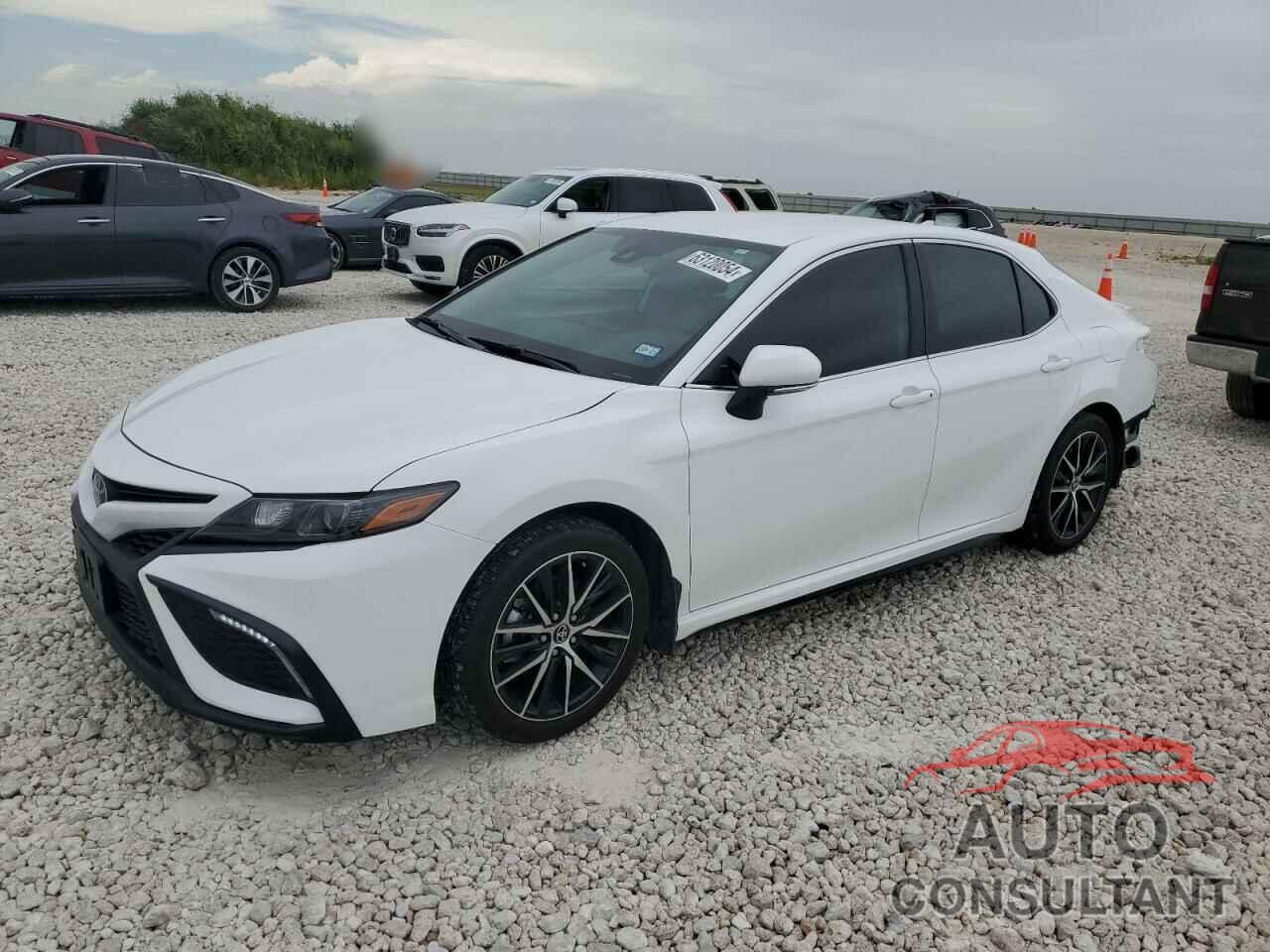 TOYOTA CAMRY 2023 - 4T1G11AK8PU836316