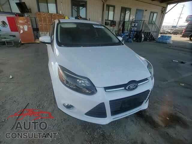 FORD FOCUS 2014 - 1FADP3K2XEL210713