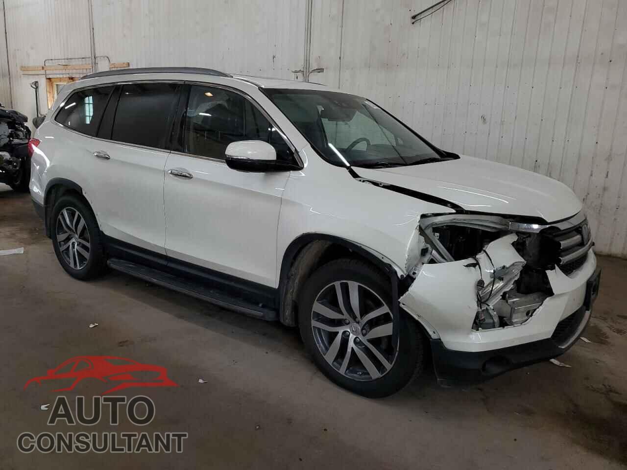 HONDA PILOT 2017 - 5FNYF6H99HB501893
