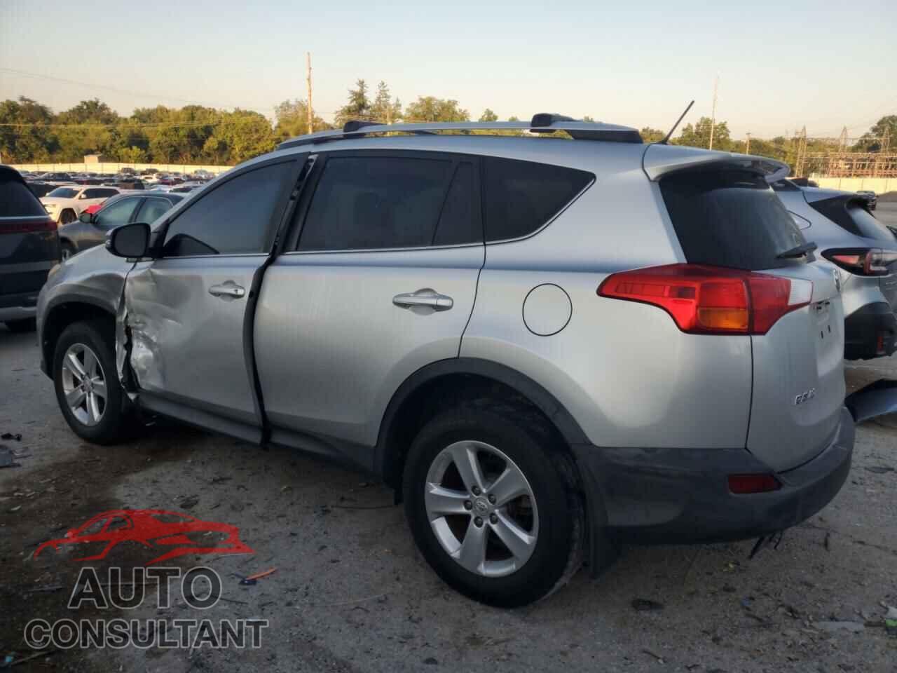 TOYOTA RAV4 2014 - 2T3RFREV5EW127568