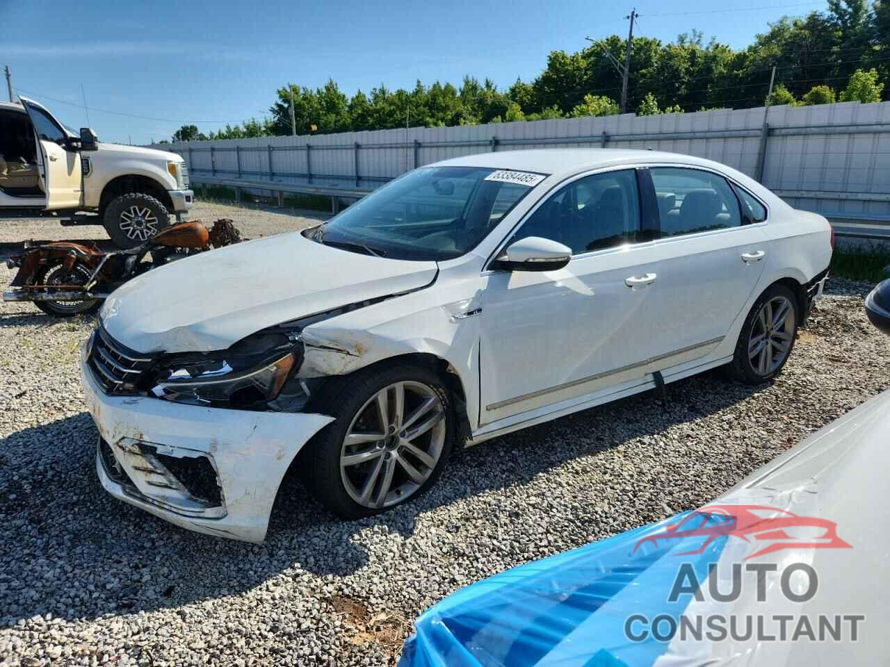 VOLKSWAGEN PASSAT 2017 - 1VWDT7A38HC074543