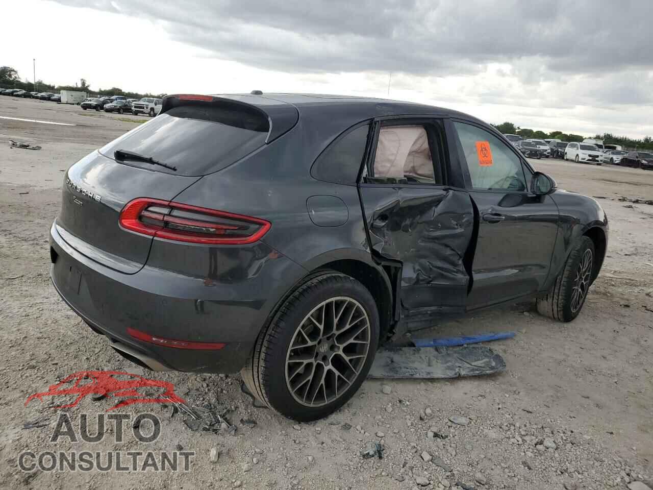 PORSCHE MACAN 2018 - WP1AA2A59JLB11300