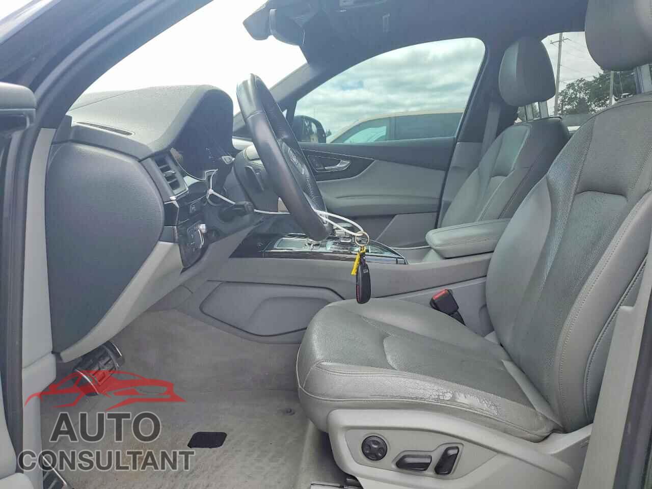 AUDI Q7 2017 - WA1VAAF78HD020654