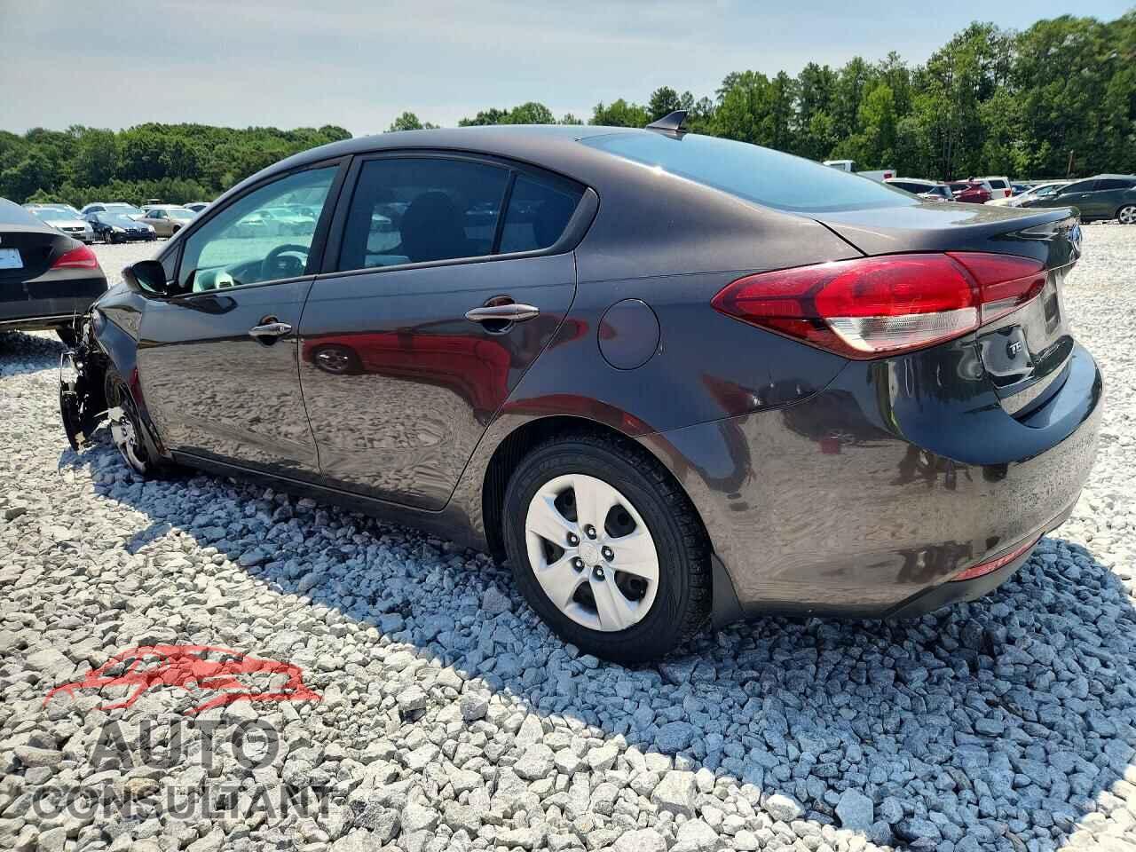 KIA FORTE 2018 - 3KPFK4A73JE175357