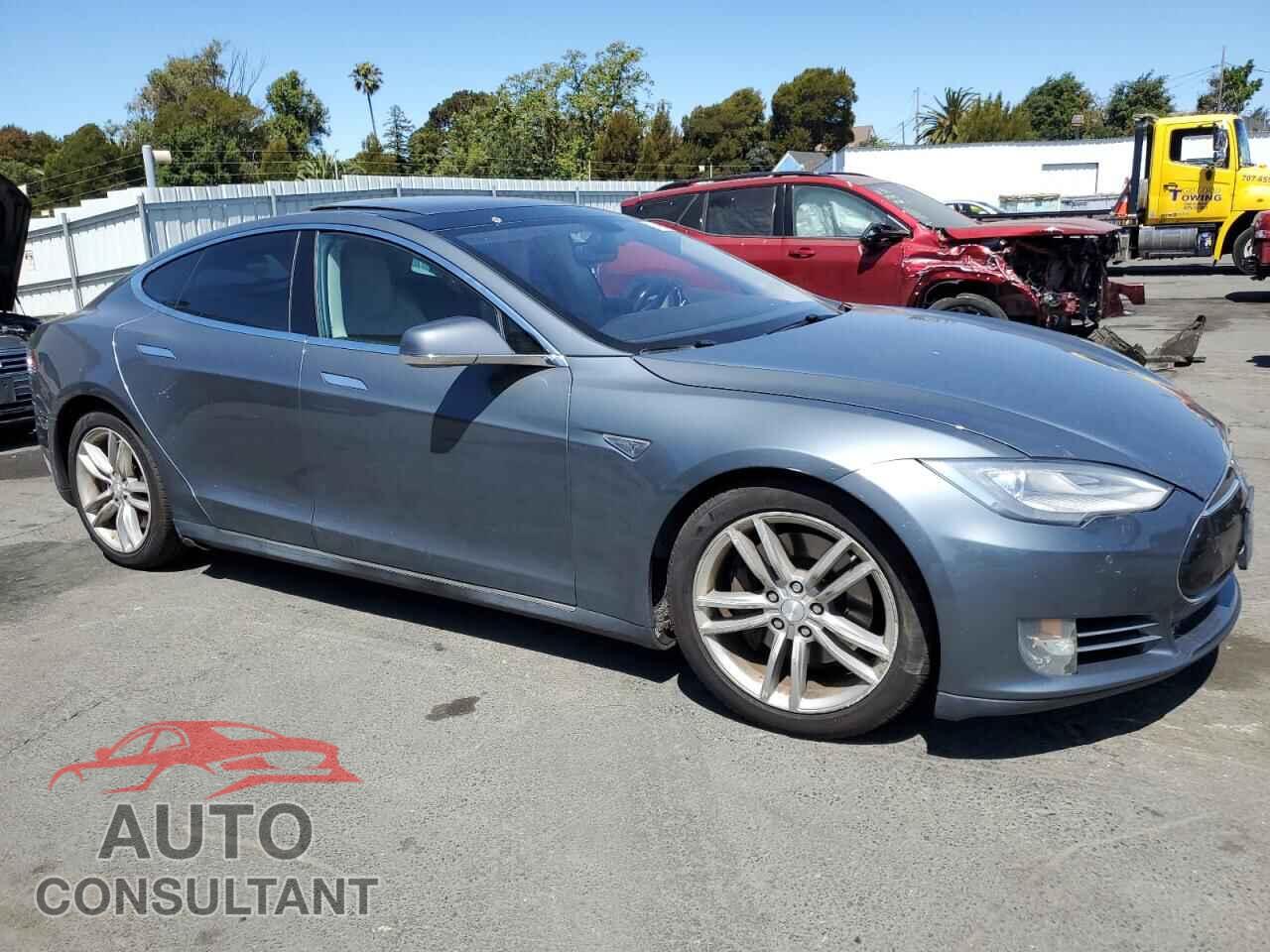 TESLA MODEL S 2012 - 5YJSA1DN2CFP01548