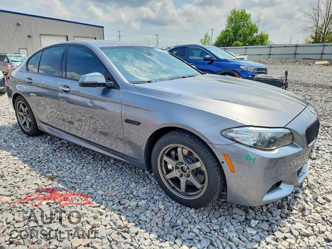 BMW 5 SERIES 2015 - WBA5B3C5XFD545002