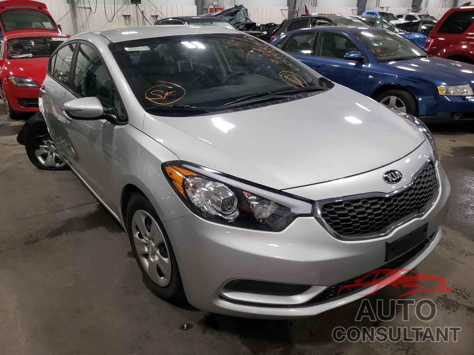 KIA FORTE 2016 - KNAFX4A6XG5555919