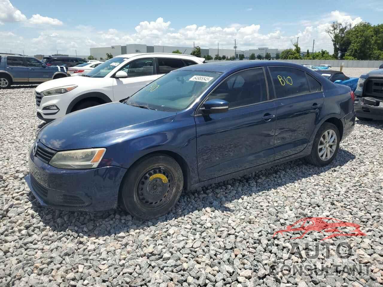 VOLKSWAGEN JETTA 2011 - 3VWDX7AJ2BM334248