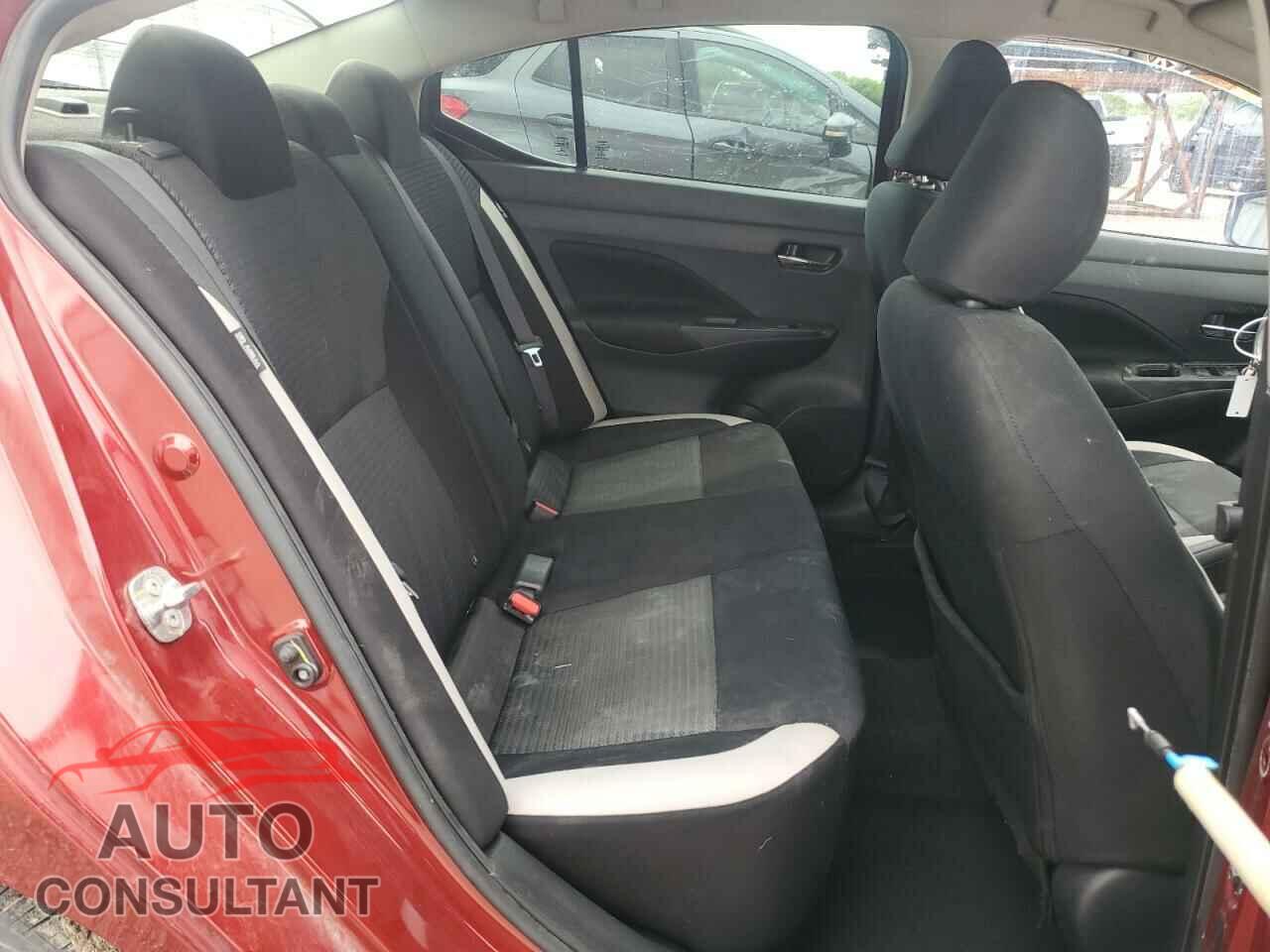 NISSAN VERSA 2021 - 3N1CN8EVXML895655