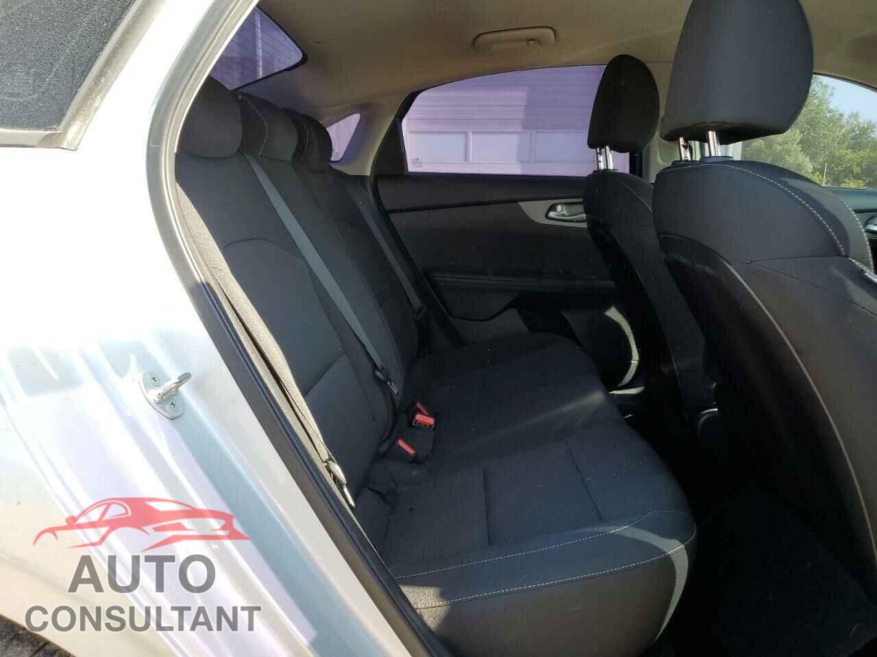 KIA FORTE 2019 - 3KPF24AD7KE084468