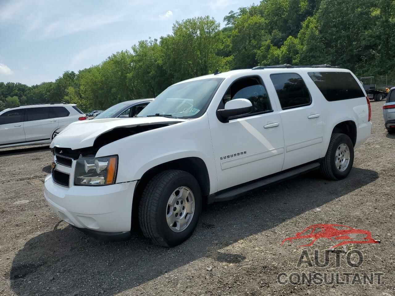 CHEVROLET SUBURBAN 2014 - 1GNSKJE70ER228489