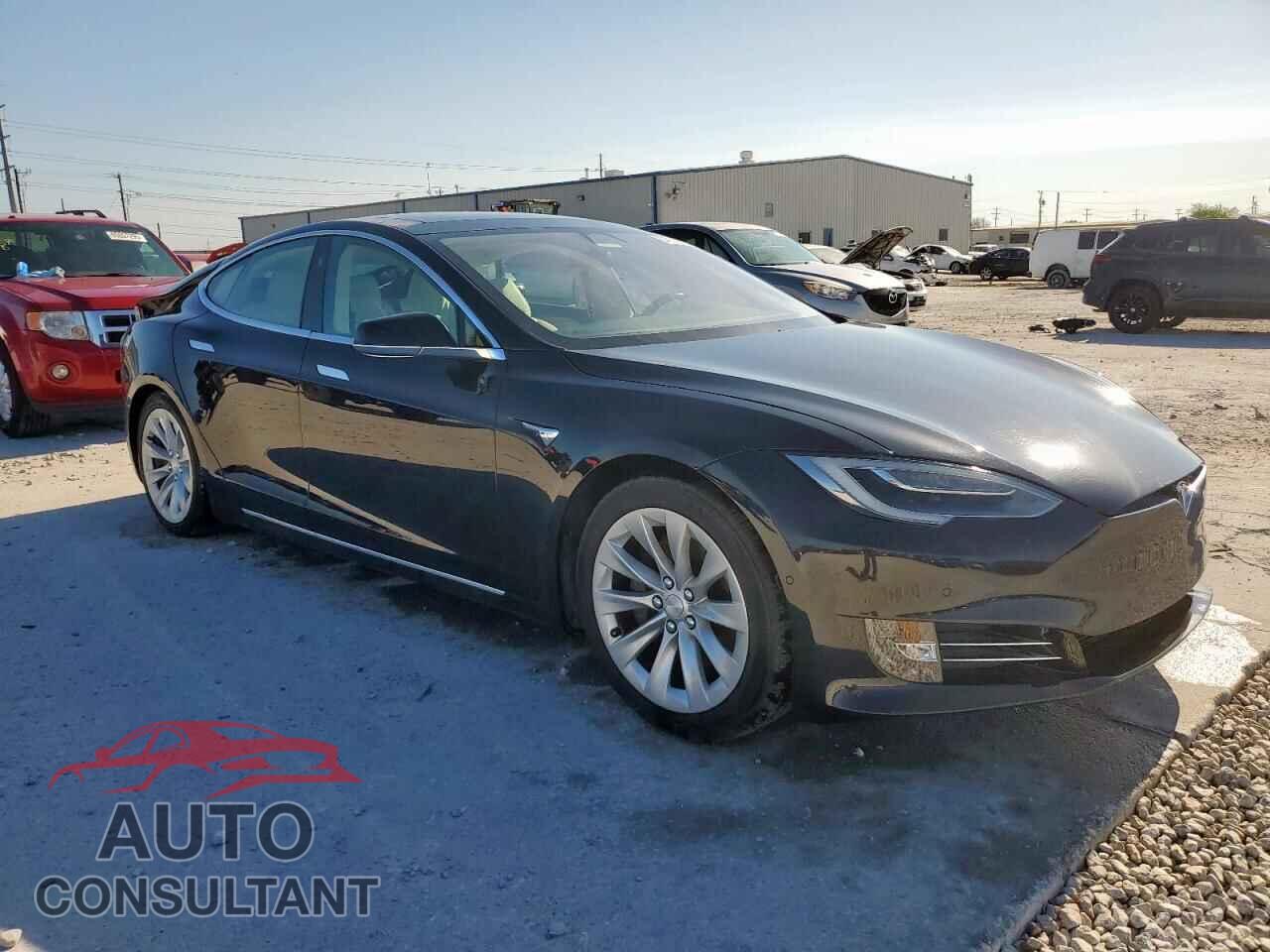 TESLA MODEL S 2017 - 5YJSA1E23HF233633