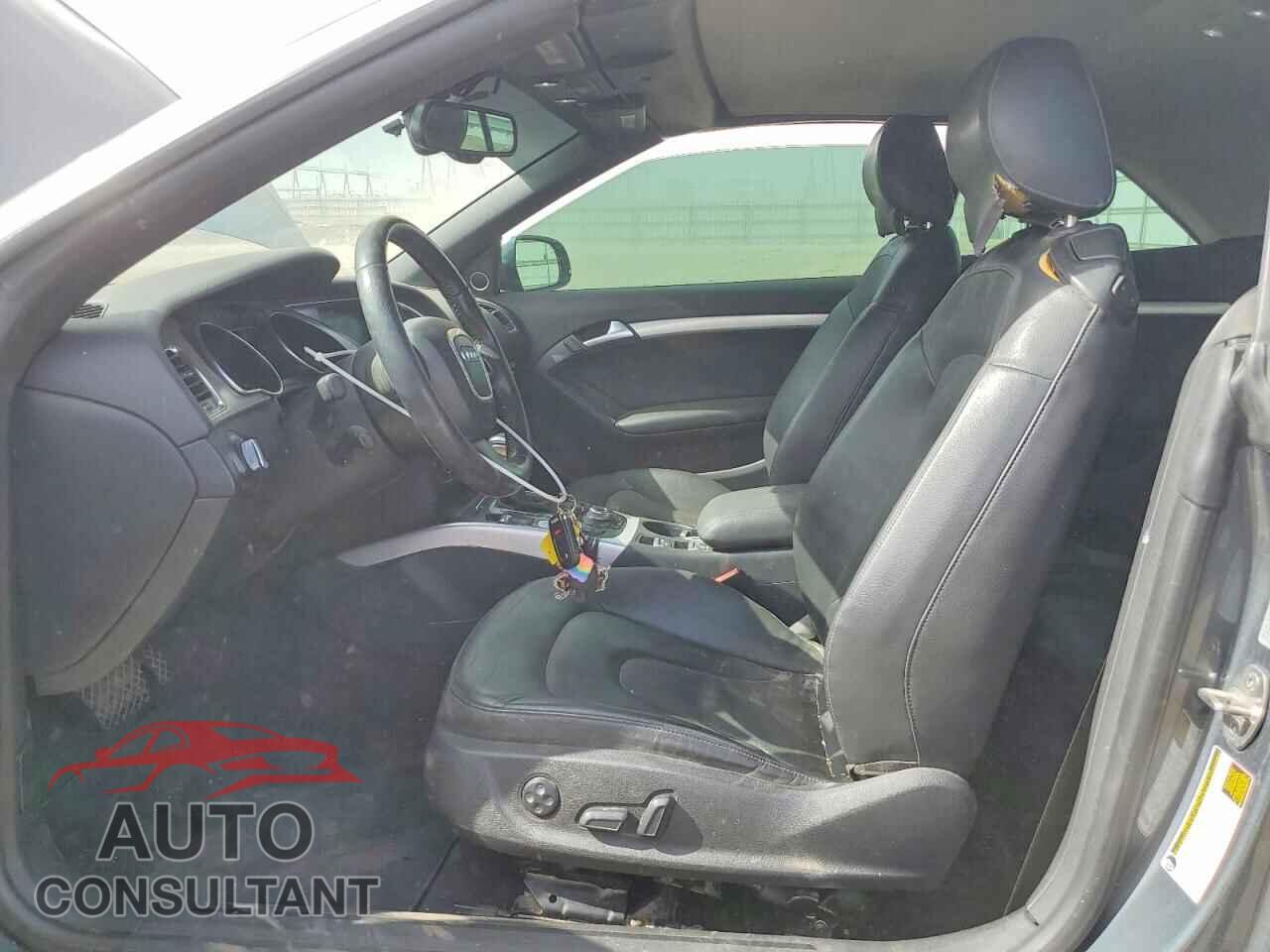 AUDI A5 2012 - WAUJFAFH3CN005865