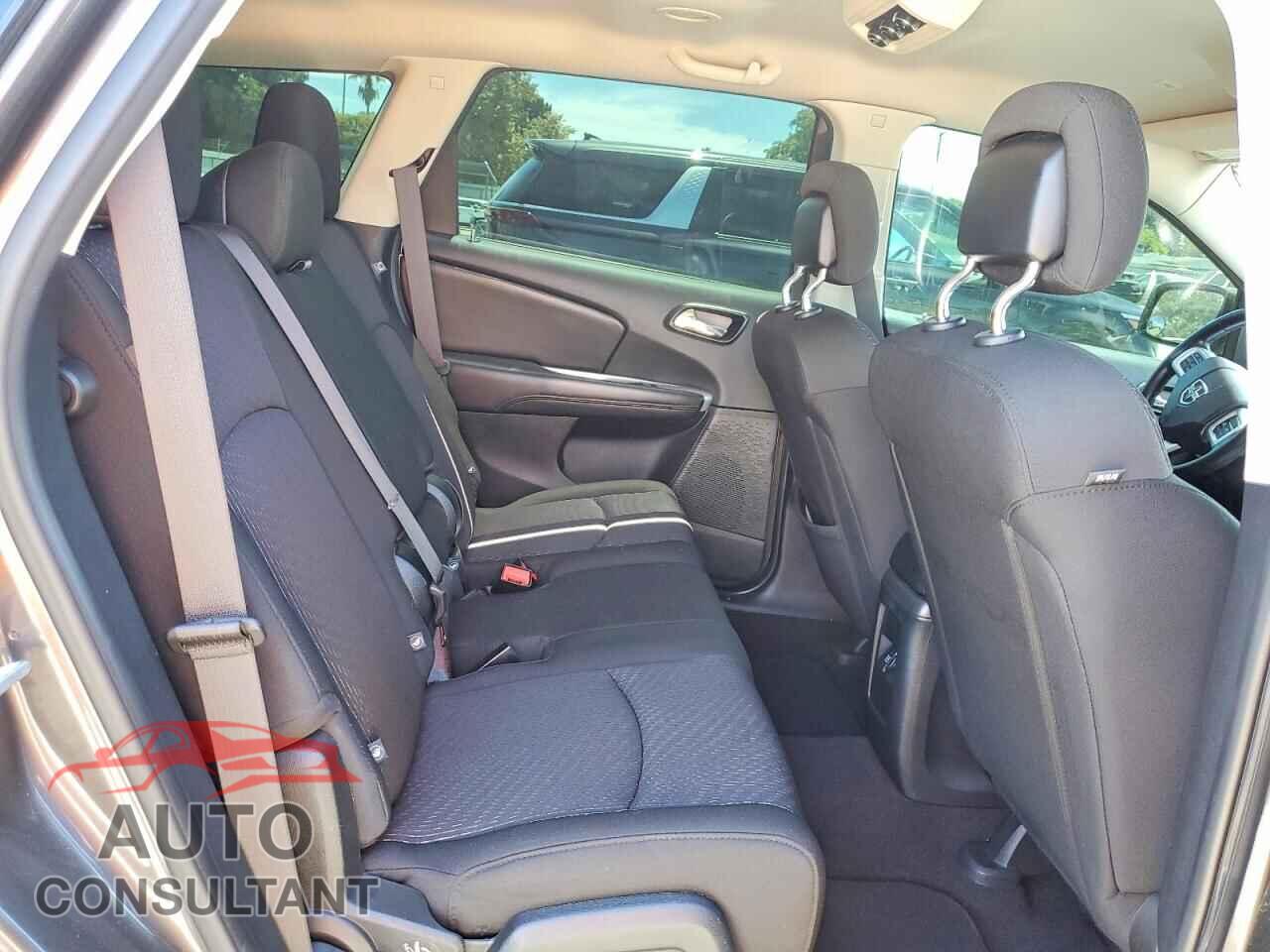 DODGE JOURNEY 2019 - 3C4PDCBB8KT804314