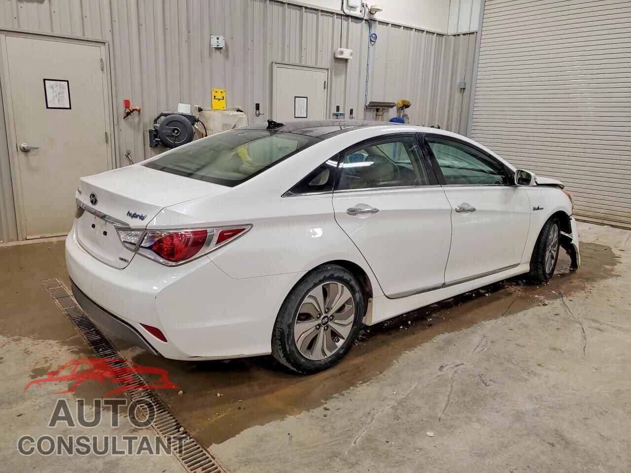HYUNDAI SONATA 2014 - KMHEC4A49EA102514