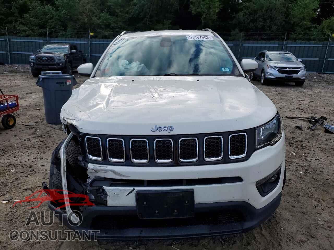 JEEP COMPASS 2018 - 3C4NJDBB1JT482796