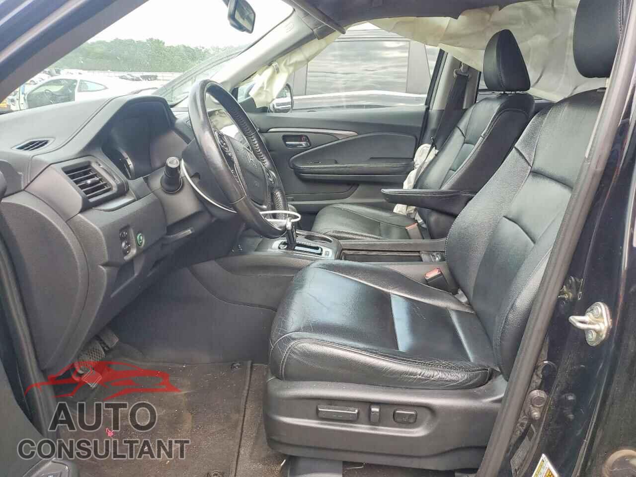 HONDA PILOT 2017 - 5FNYF6H57HB017637