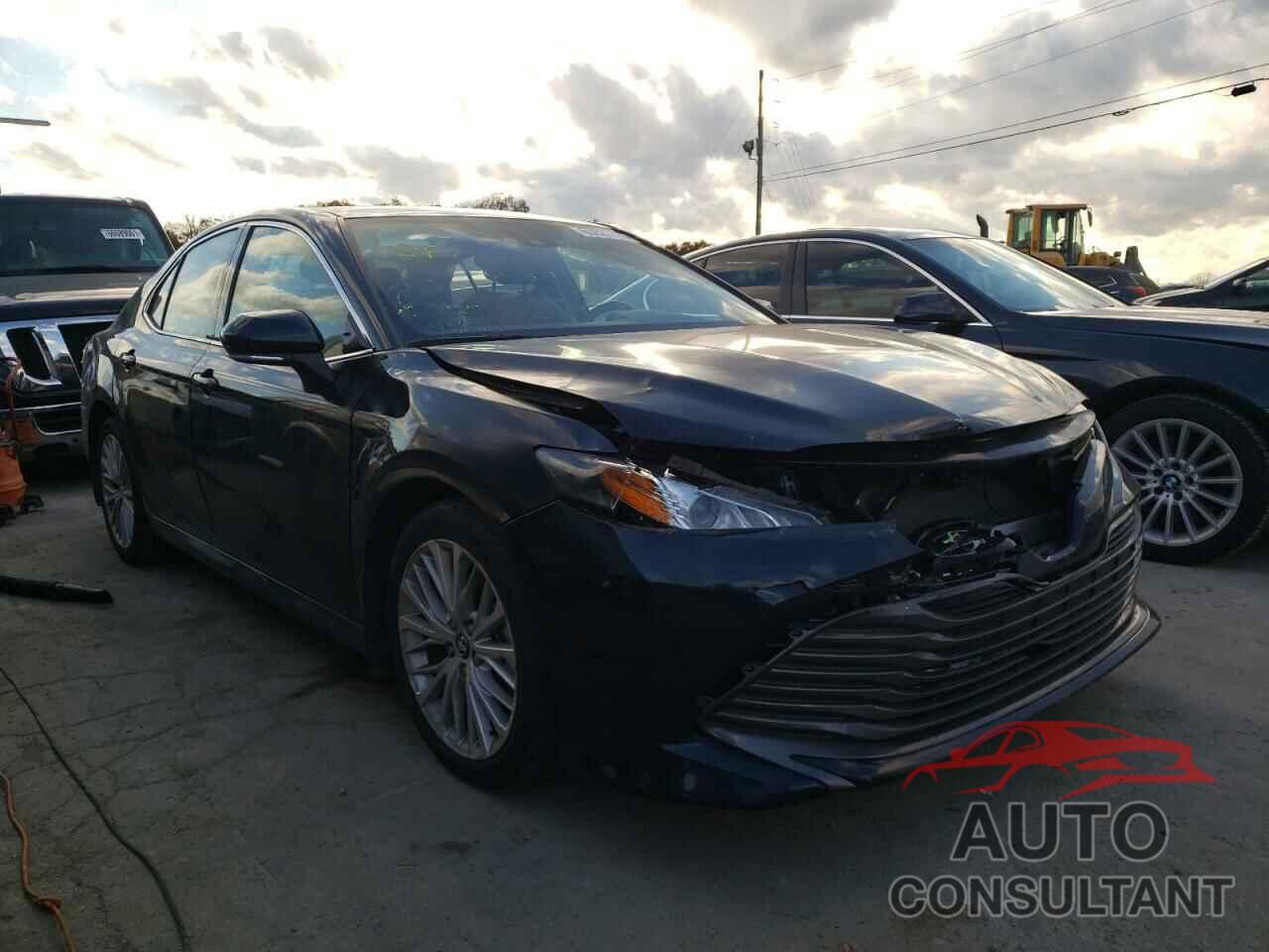 TOYOTA CAMRY 2020 - 4T1F11AK6LU925548