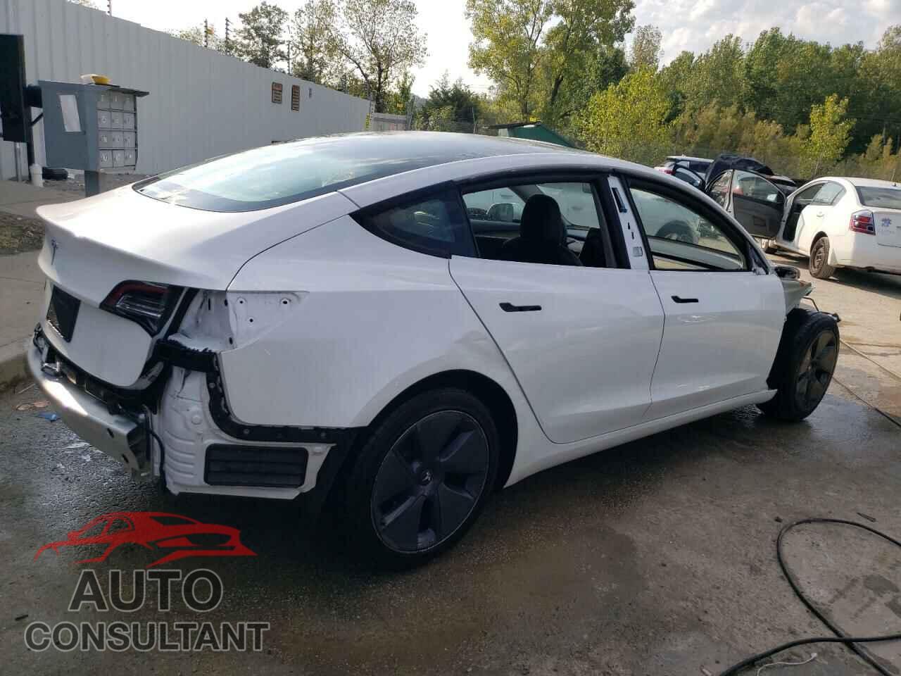 TESLA MODEL 3 2021 - 5YJ3E1EA2MF084707