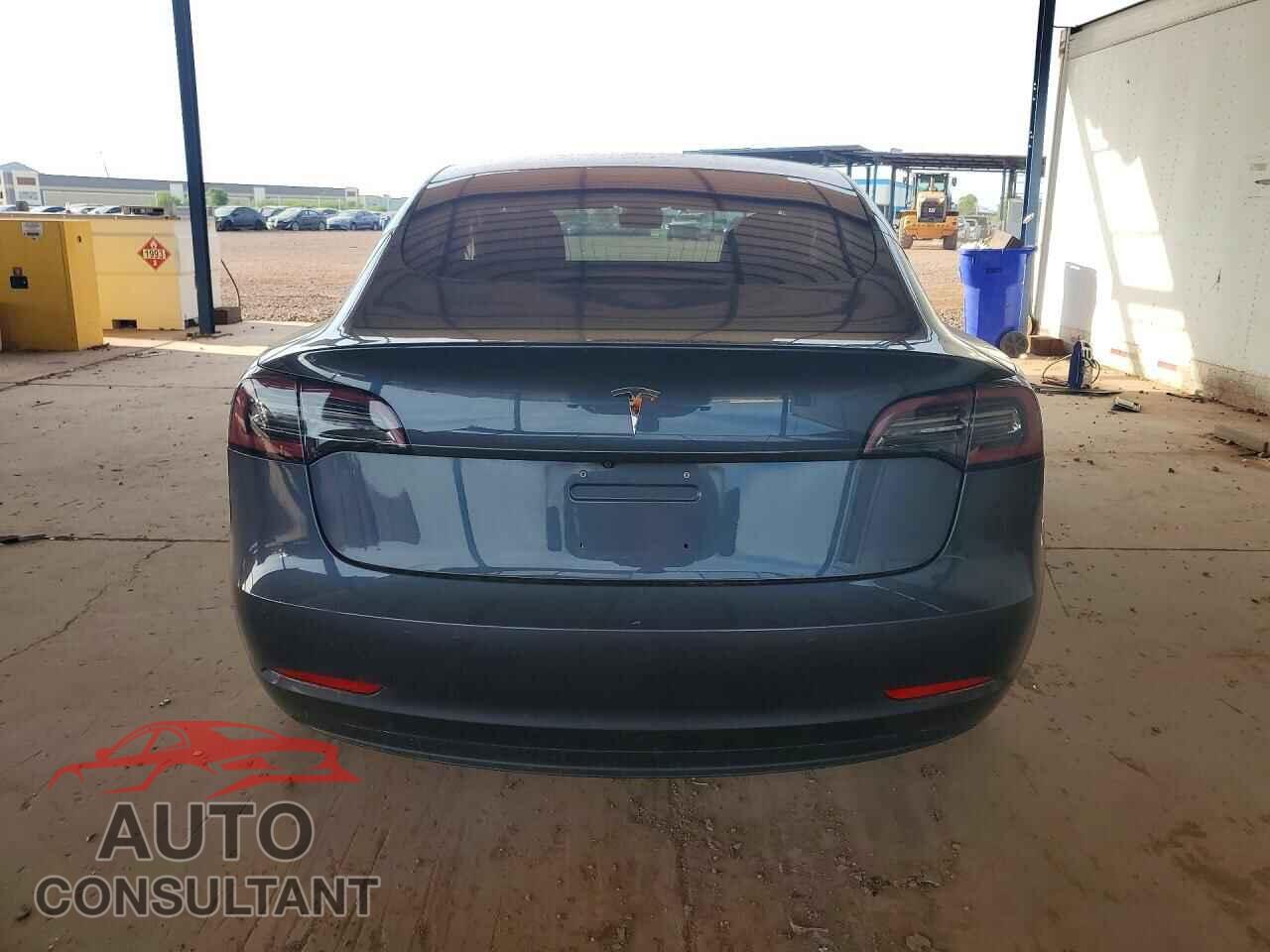 TESLA MODEL 3 2018 - 5YJ3E1EA4JF048805