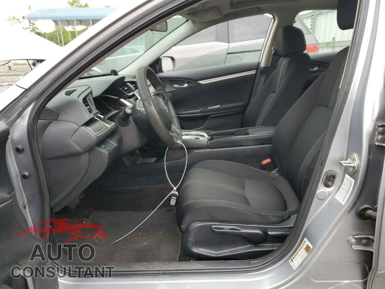 HONDA CIVIC 2017 - 19XFC2F72HE028810