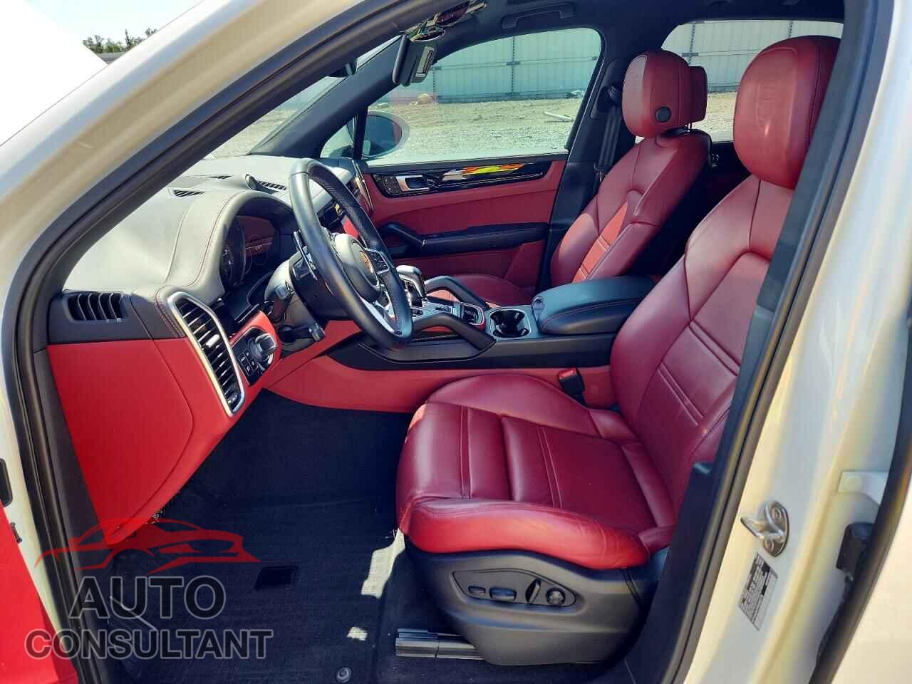 PORSCHE CAYENNE 2023 - WP1AA2AY9PDA08178