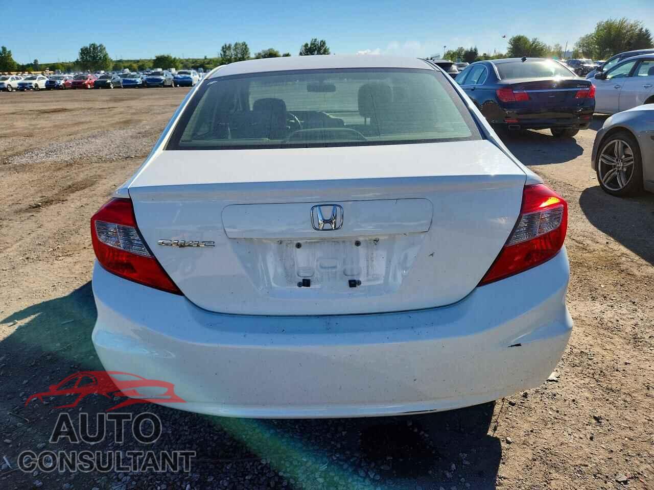HONDA CIVIC 2012 - 2HGFB2E47CH057163
