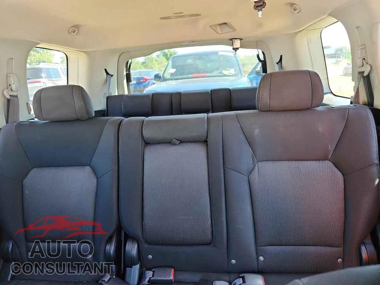HONDA PILOT 2011 - 5FNYF4H44BB064370